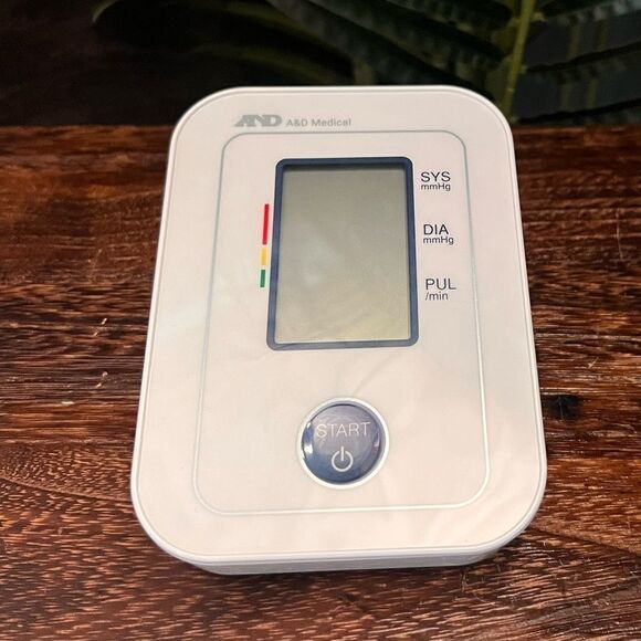 A&D Medical Blood Pressure Monitor, Model UA-611 in White. New in Box! - Picture 5 of 16
